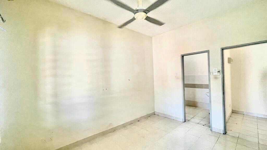SINGLE STOREY HOUSE BANDAR ENSTEK - photo 4
