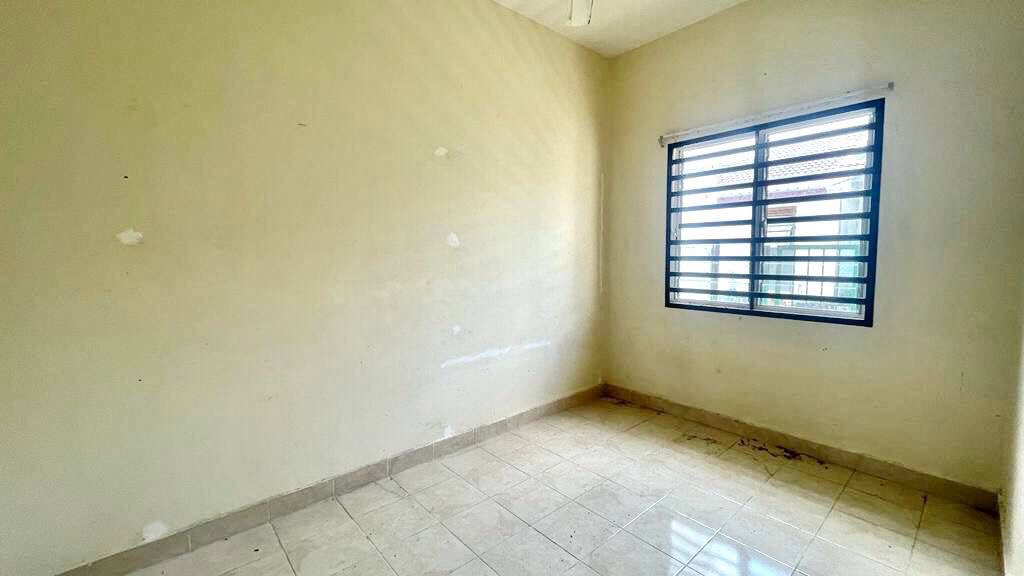 SINGLE STOREY HOUSE BANDAR ENSTEK - photo 9