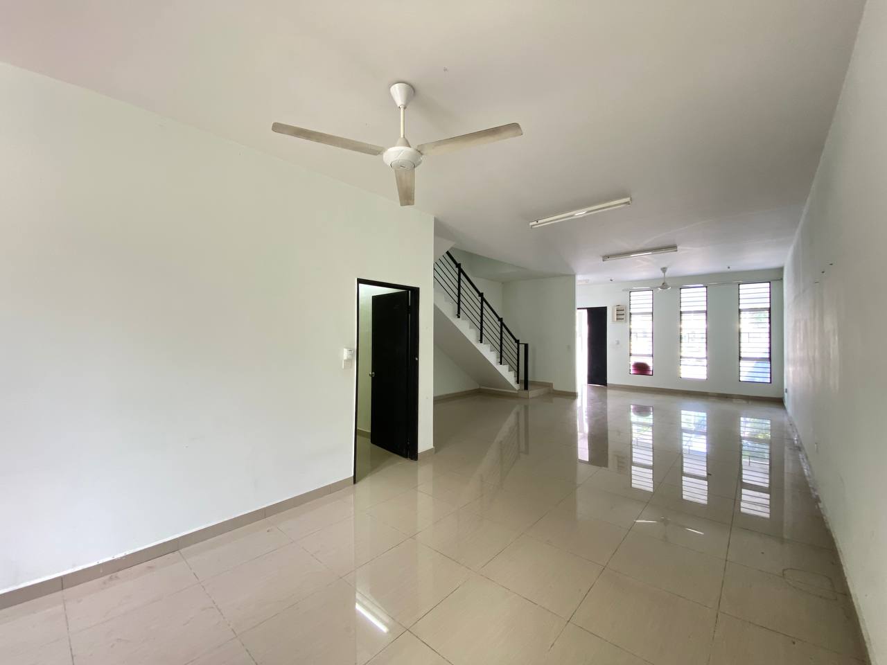 3 Storey House Bangi Avenue 7 at Bangi - photo 5
