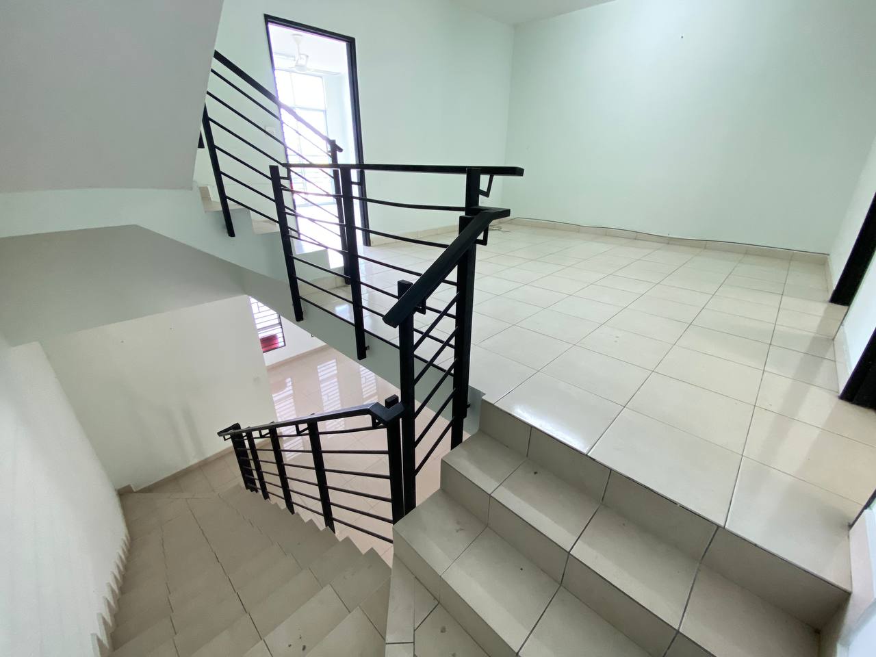 3 Storey House Bangi Avenue 7 at Bangi - photo 7