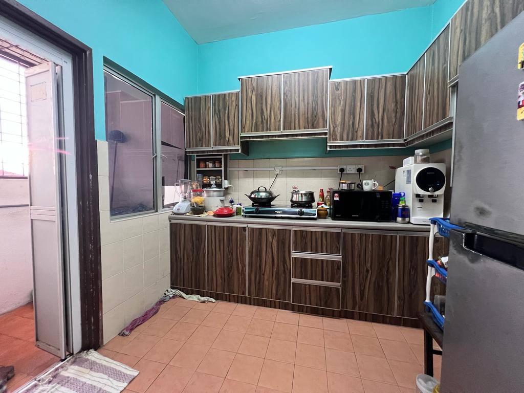 STRATA READY FREEHOLD WITH LIFT Apartment Seri Mew - photo 6