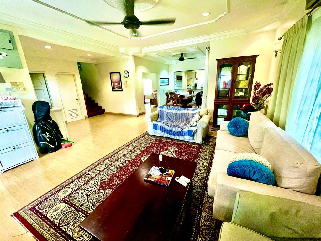 RENOVATED Semi-D 2 Storey House Seksyen 9 - photo 7