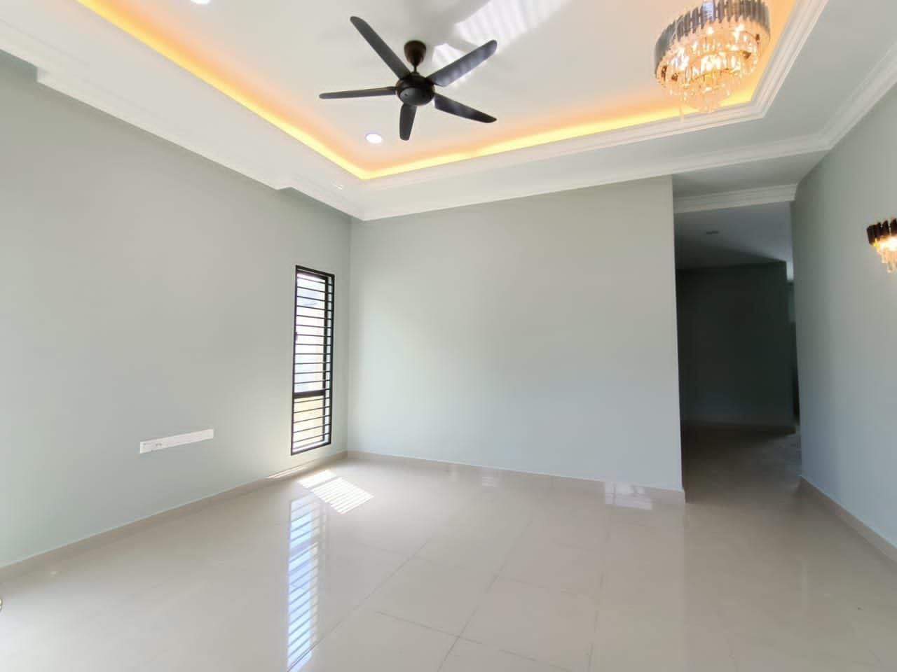 Single Storey Semi D Taman Indah Putera, Sepang, S - photo 3