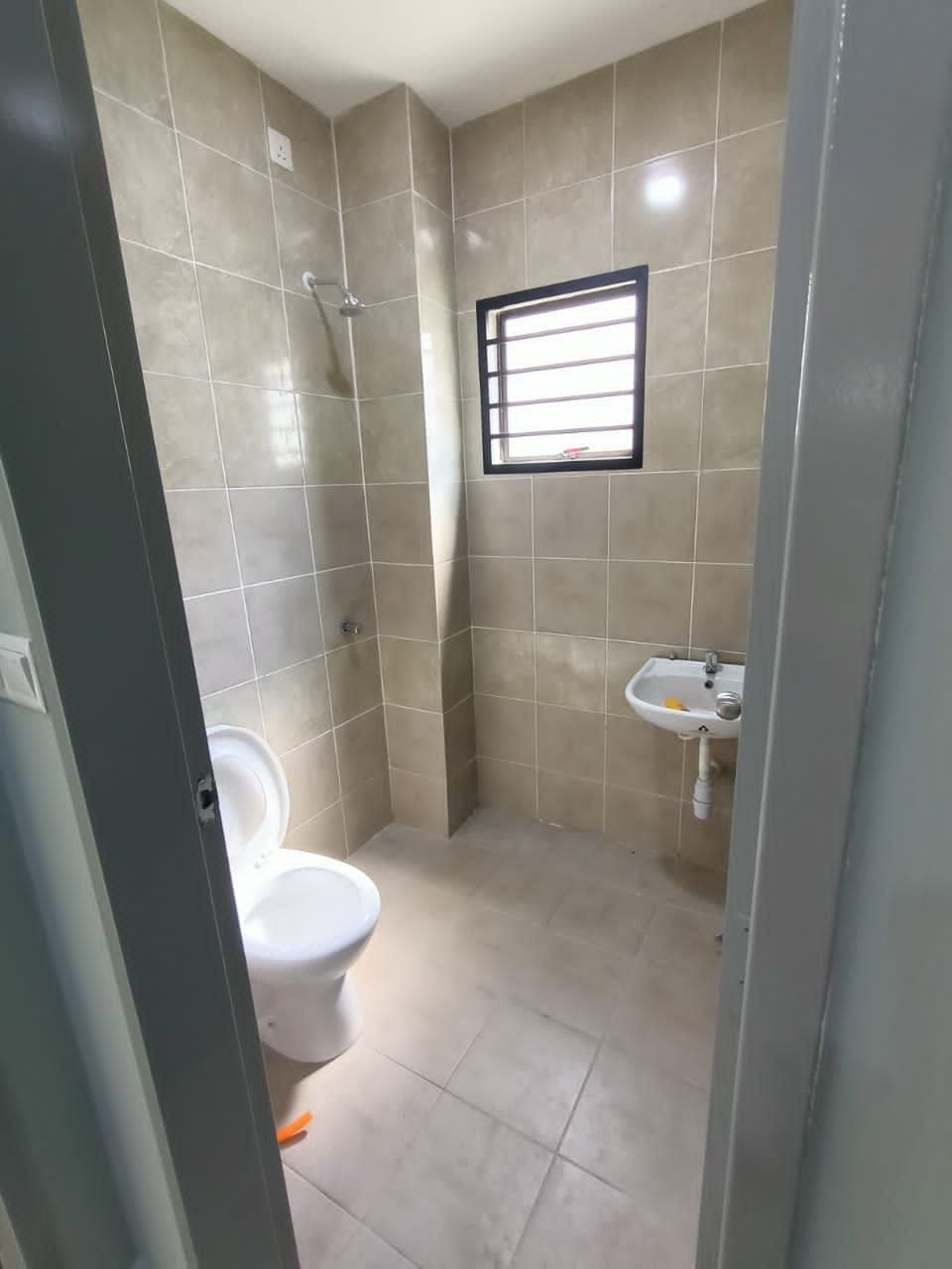 Single Storey Semi D Taman Indah Putera, Sepang, S - photo 7