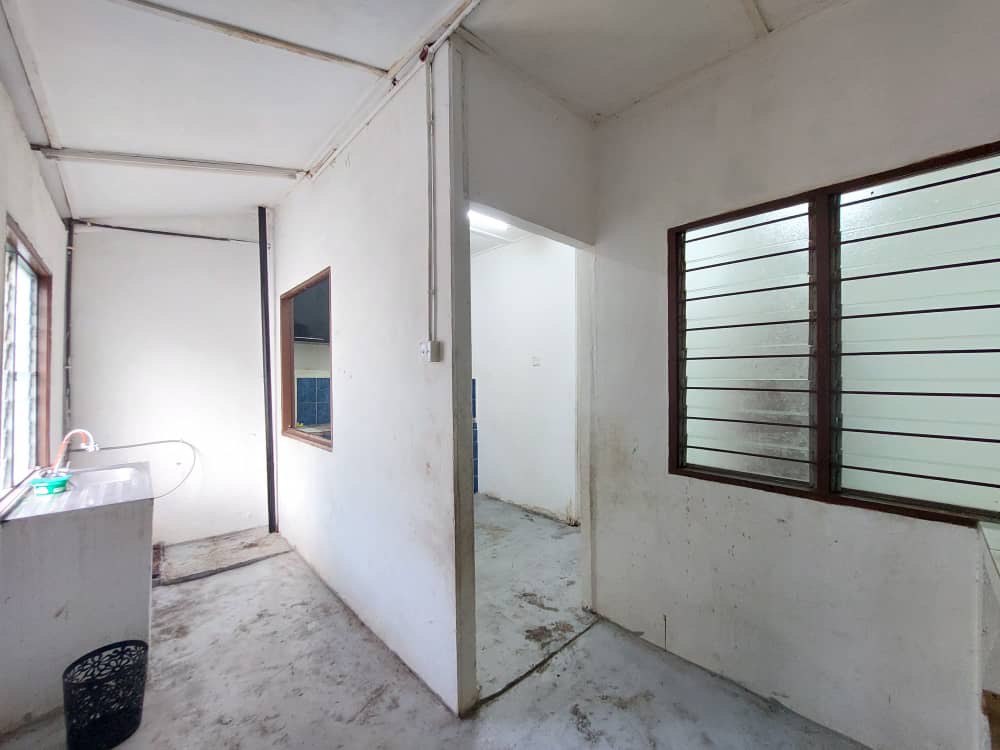 Teres Setingkat di Seksyen 24 untuk - photo 6