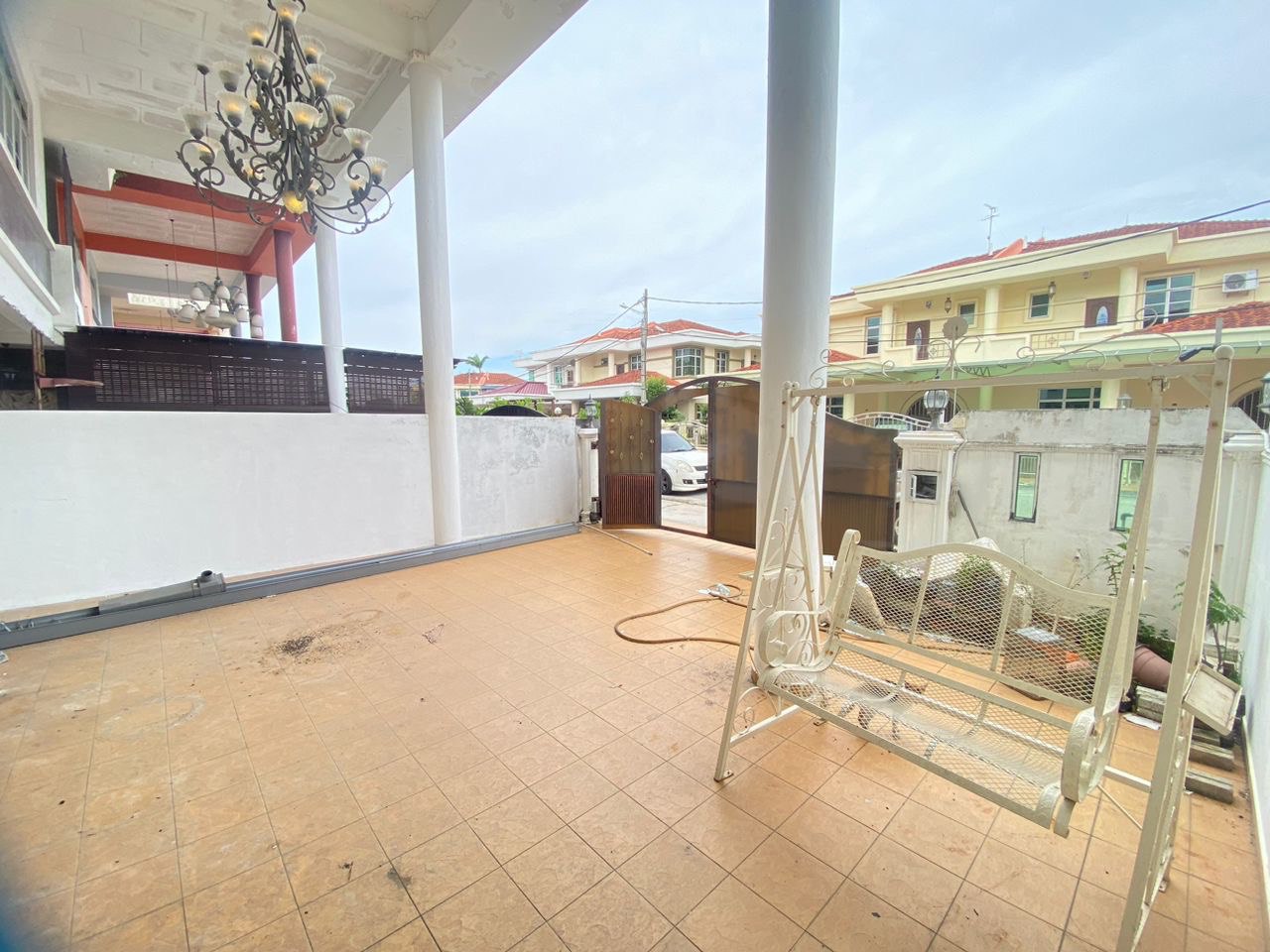 Double Storey di Taman Bukit Cheng - photo 3