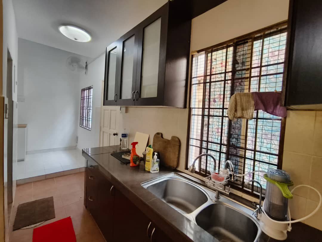 DOUBLE STOREY TERRACE BUKIT SUBANG SEKSYEN U16 DEN - photo 4