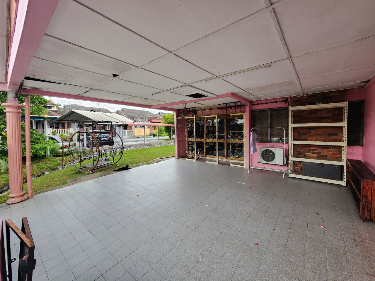 CORNER LOT 1 STOREY TERRACE HOUSE SEKSYEN 16 BANDA - photo 4