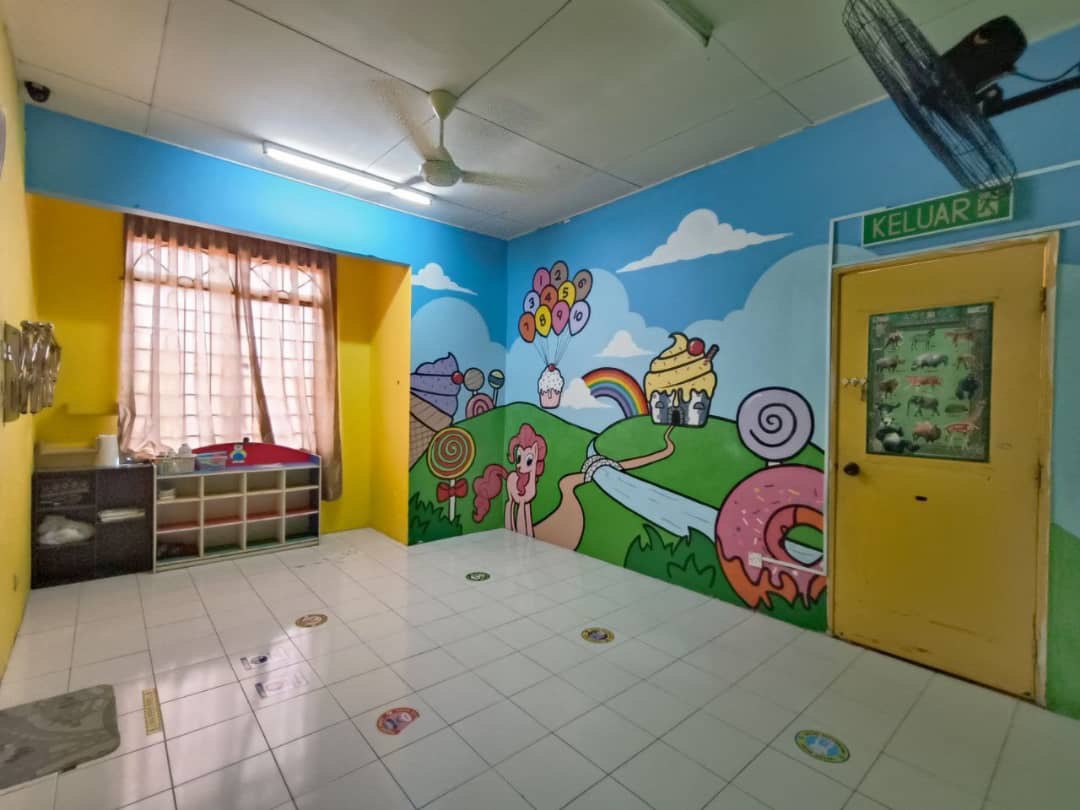 2 Storey CORNER LOT, Taman Desa Mas , Bandar Count - photo 5