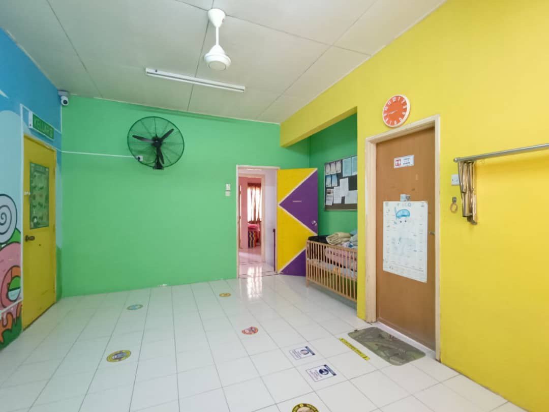 2 Storey CORNER LOT, Taman Desa Mas , Bandar Count - photo 6