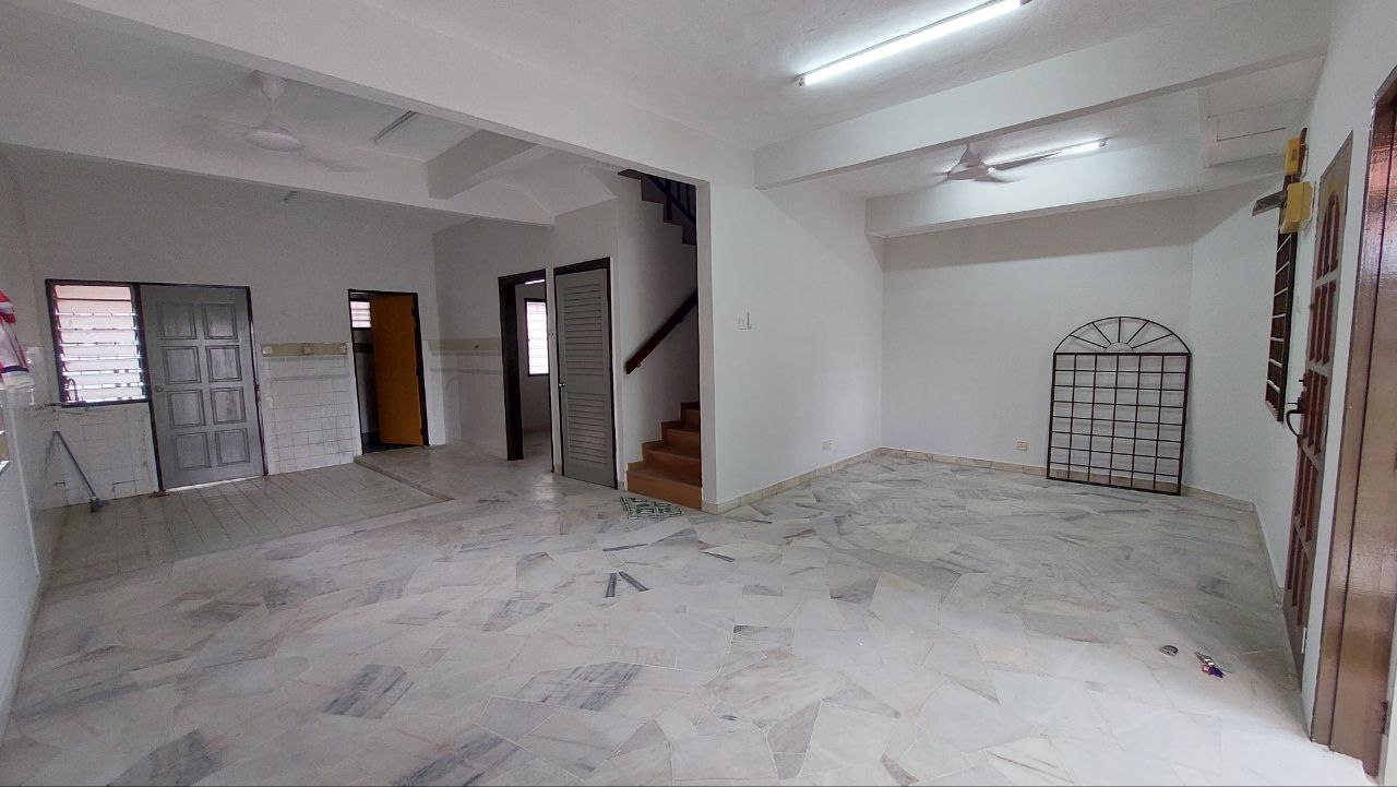 DOUBLE STOREY JALAN SUASANA BANDAR TUN HUSSEIN - photo 2