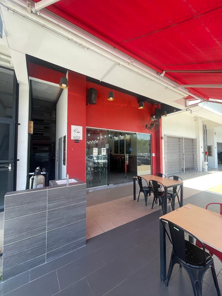 FACING MAIN ROAD 3 Storey Shop Lot TTDI Grove - photo 5
