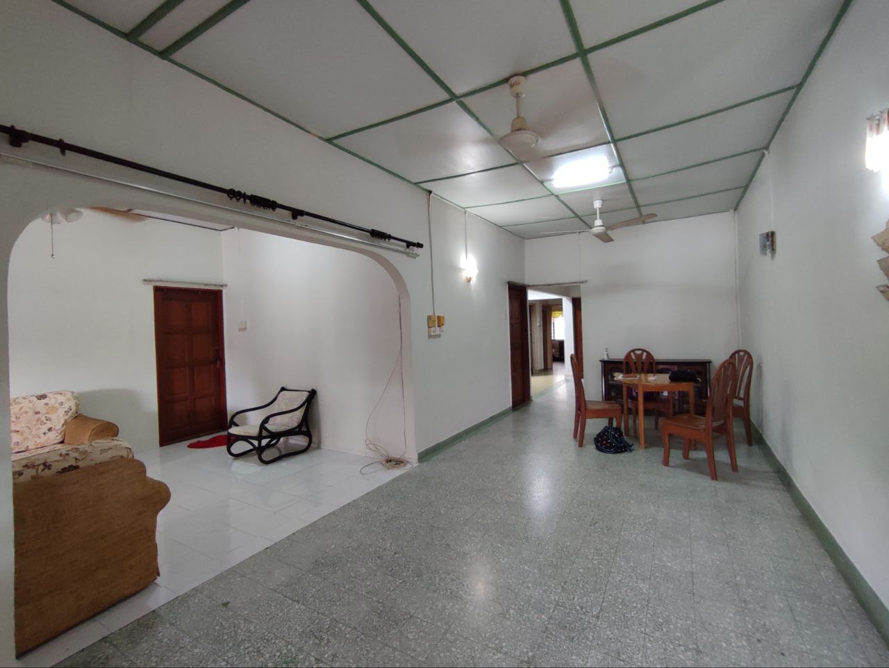 Single Storey Terrace House Jalan 2 Ampang Jaya - photo 3