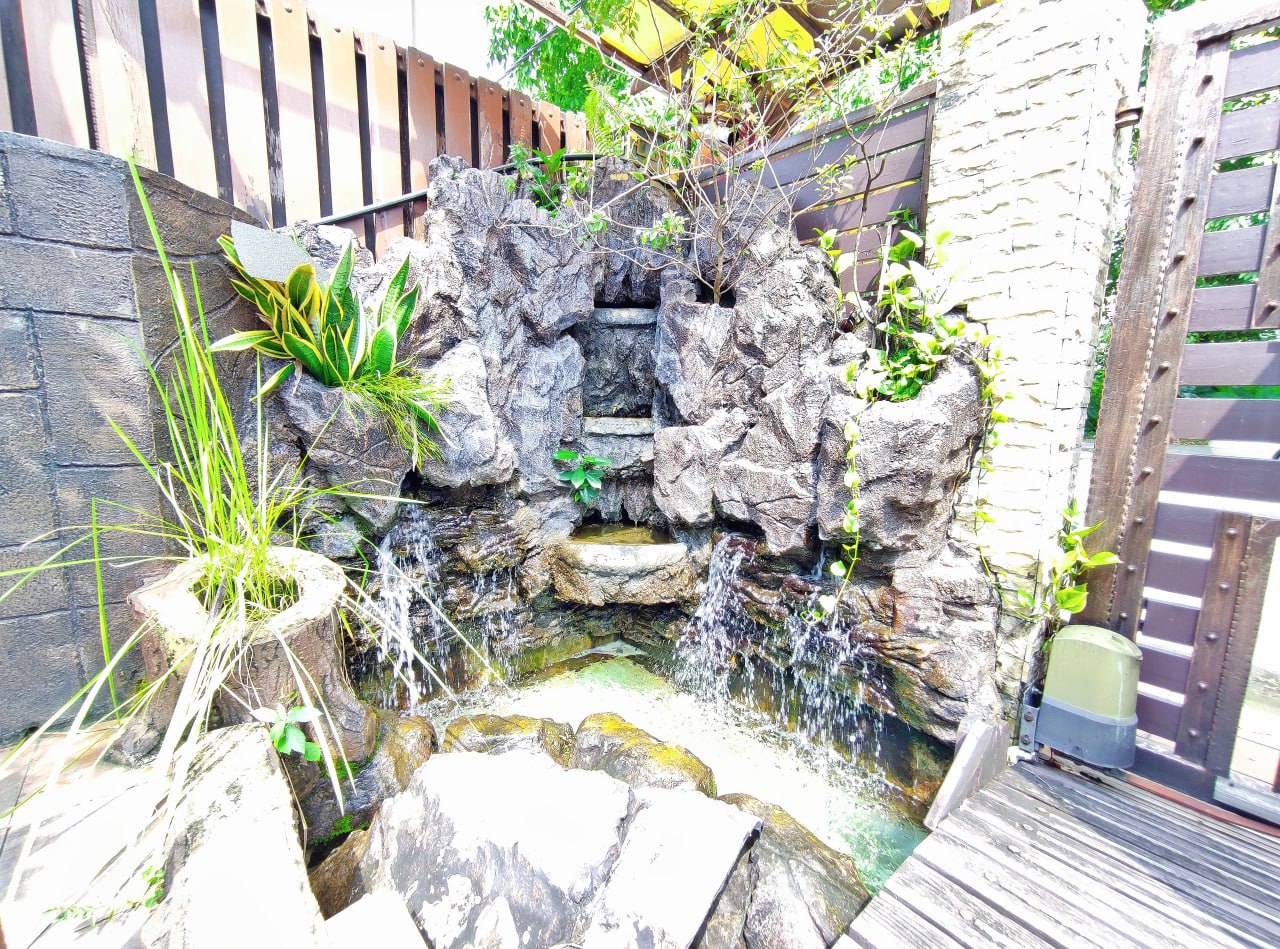 Spacious Unit Facing Open 2 Storey Taman Seputeh - photo 6