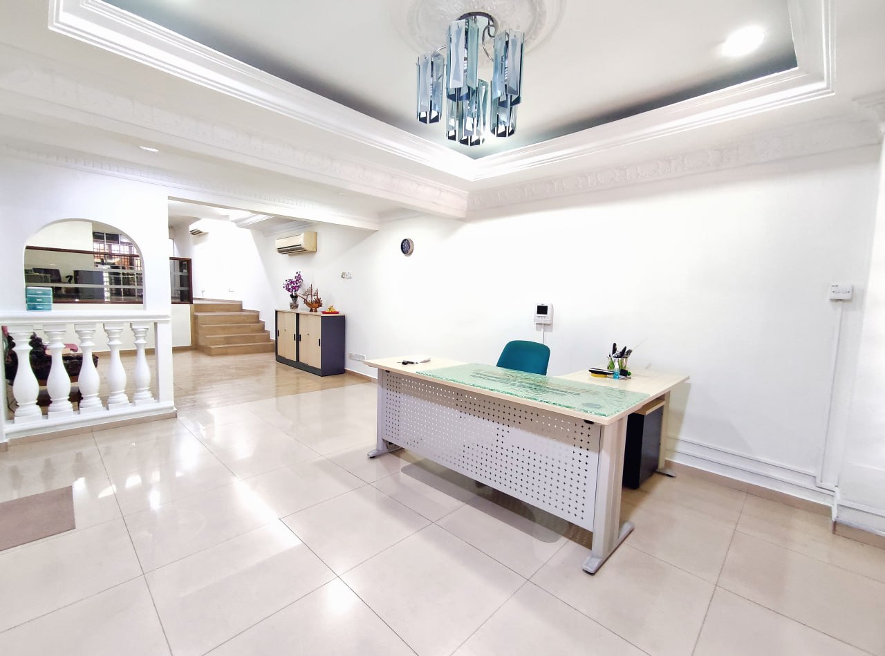 Spacious Unit Facing Open 2 Storey Taman Seputeh - photo 8