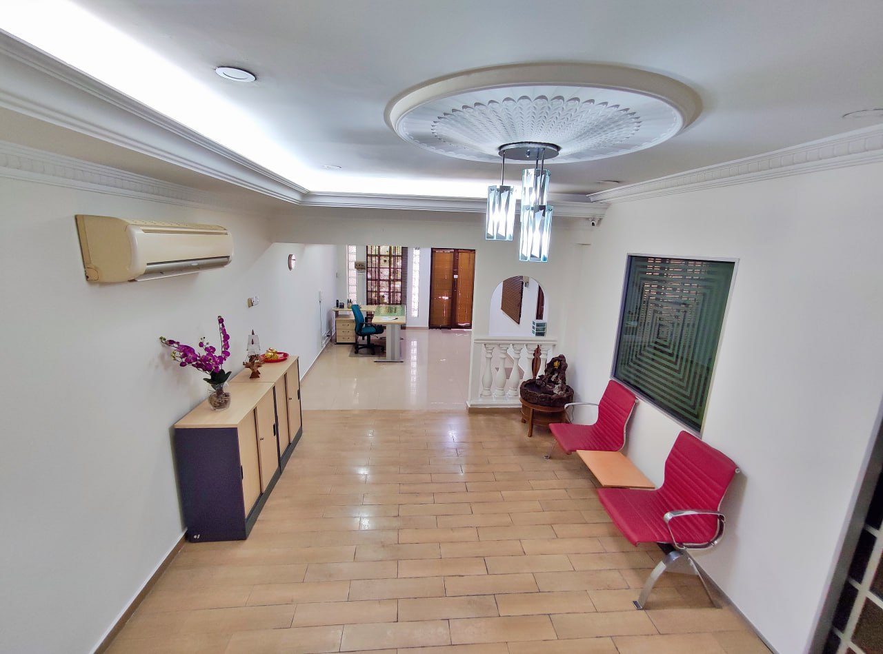 Spacious Unit Facing Open 2 Storey Taman Seputeh - photo 10