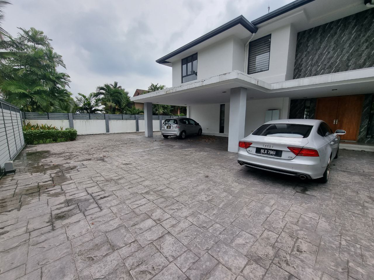 Fully Furnished 2 Storey Bungalow Modern Design - photo 5