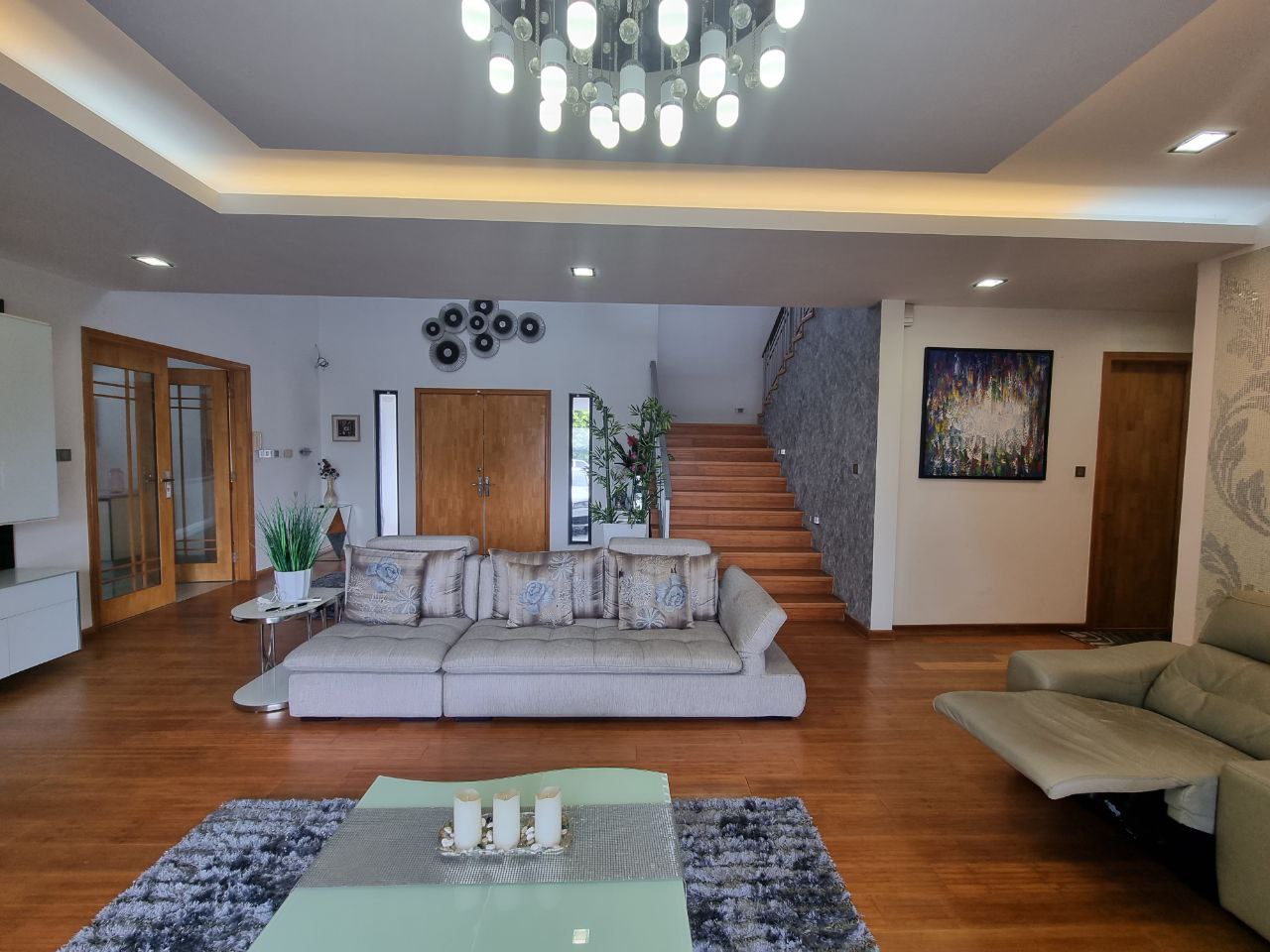 Fully Furnished 2 Storey Bungalow Modern Design - photo 8