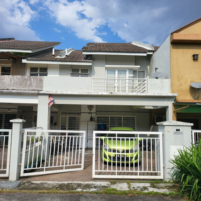 Double Storey Garden Homes Seksyen 15 Bandar - photo 2
