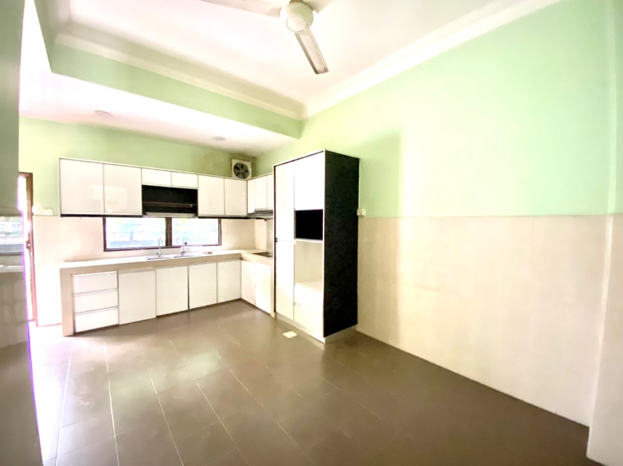 Double Storey Bandar Nusaputra, Presint 1 - photo 9