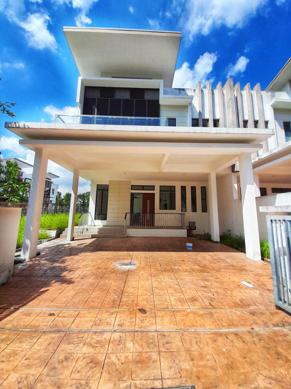 Semi Detached CORNER UNIT emery type Jalan Emb - photo 5
