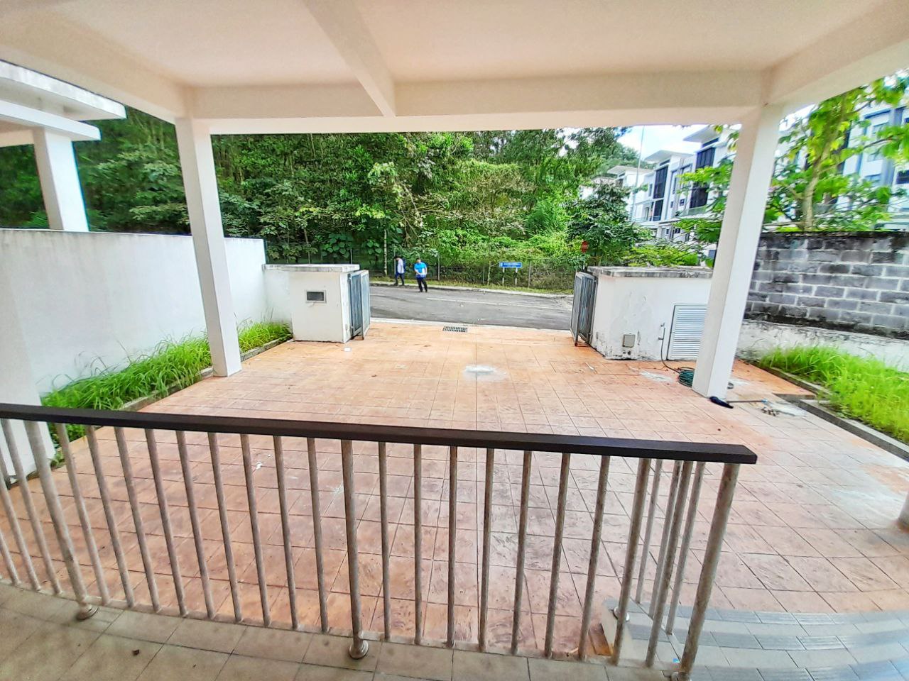 Semi Detached CORNER UNIT emery type Jalan Emb - photo 12