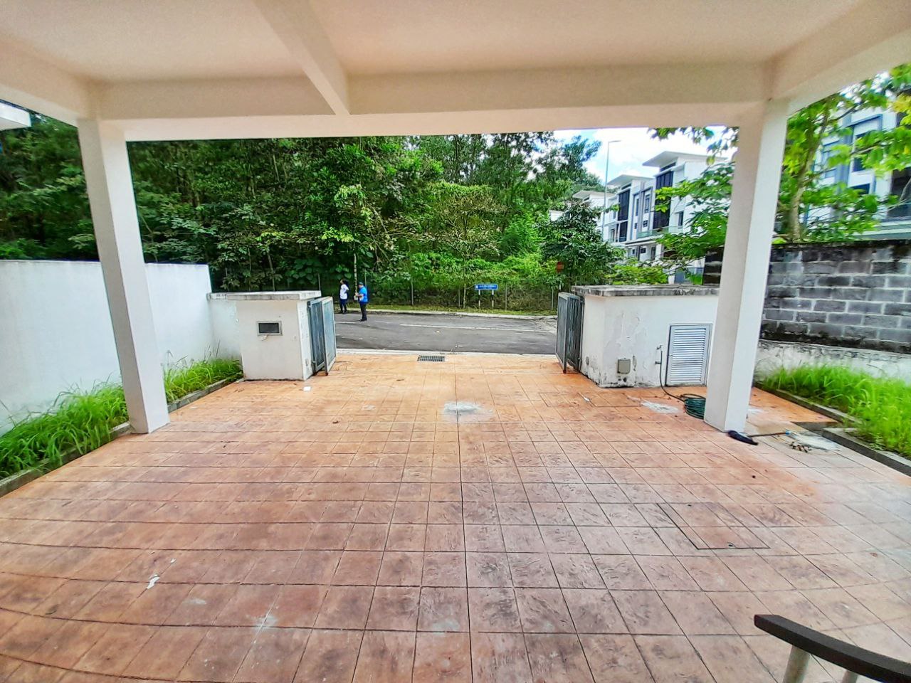 Semi Detached CORNER UNIT emery type Jalan Emb - photo 13