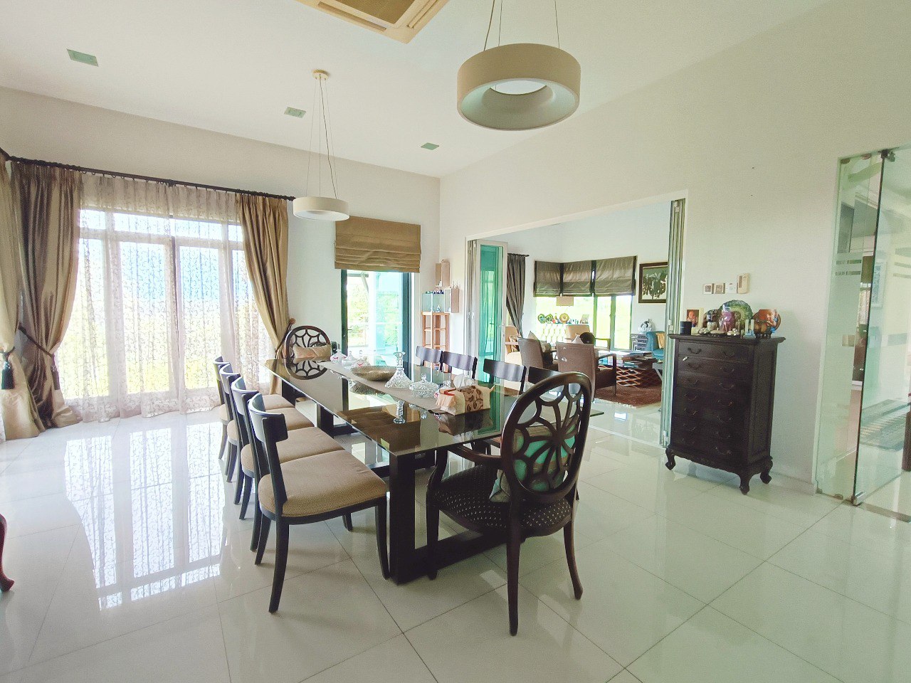 Beautiful Three Storey Bungalow in KGSAAS Seksyen - photo 13