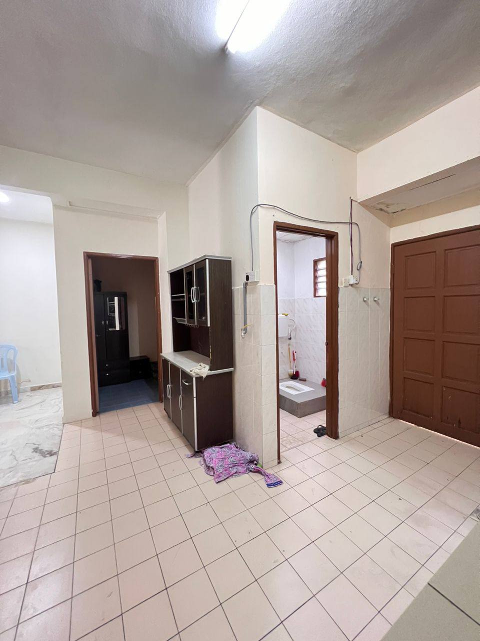 Facing Open Double Storey Terrace, Seksyen 5, Band - photo 8