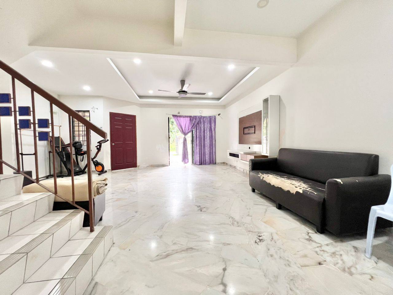 Facing Open Double Storey Terrace, Seksyen 5, Band - photo 11