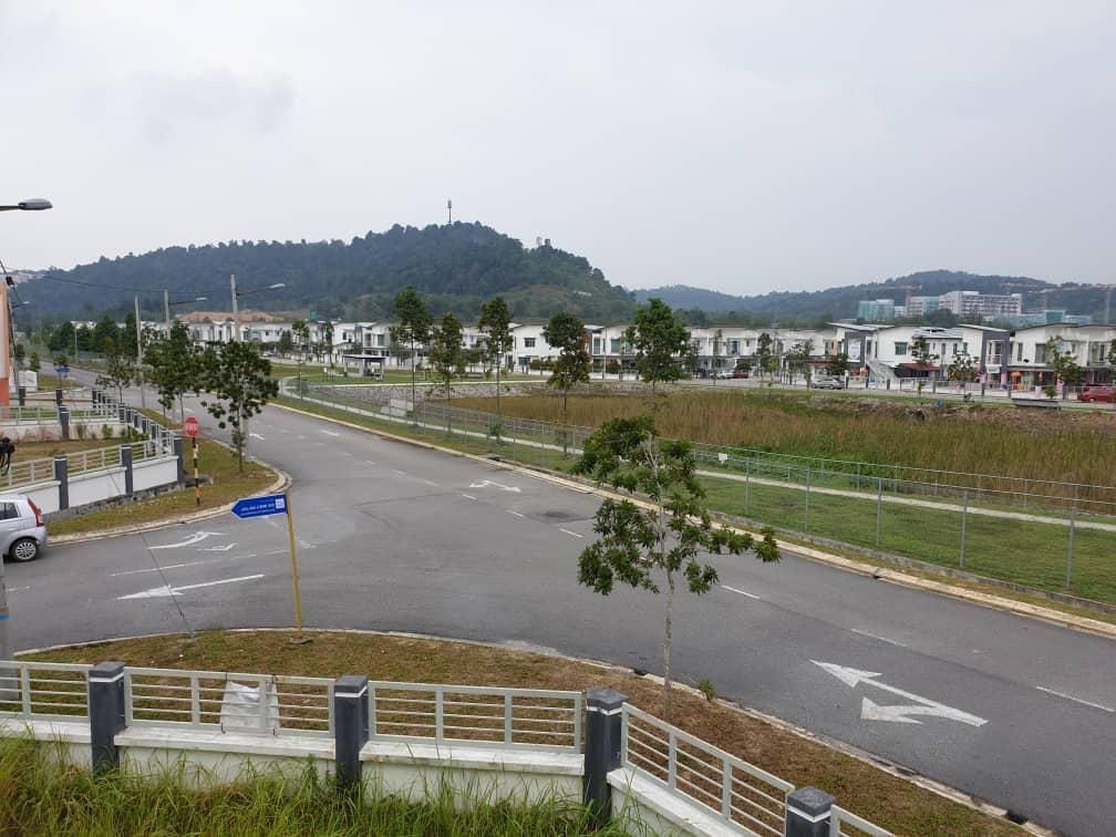 Corner Lot Double Storey Ceri 1 Bandar Hillpark Pu - photo 5