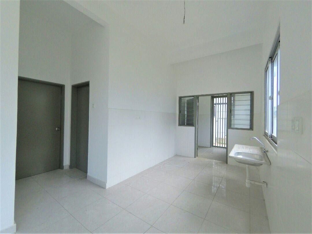 End Lot Huge Land Cherry 2 Hillpark Puncak Alam - photo 5