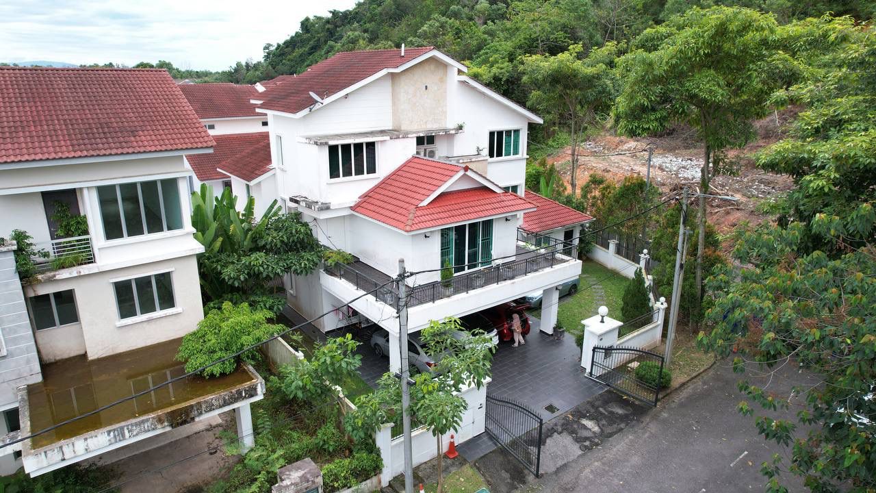 Corner Lot Bungalow Taman Kepayang Height Seremban - photo 13