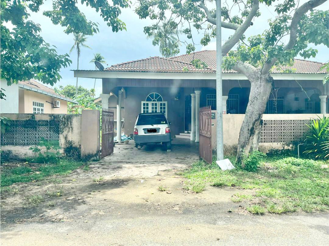 Rumah Semi D Kg Sura ...