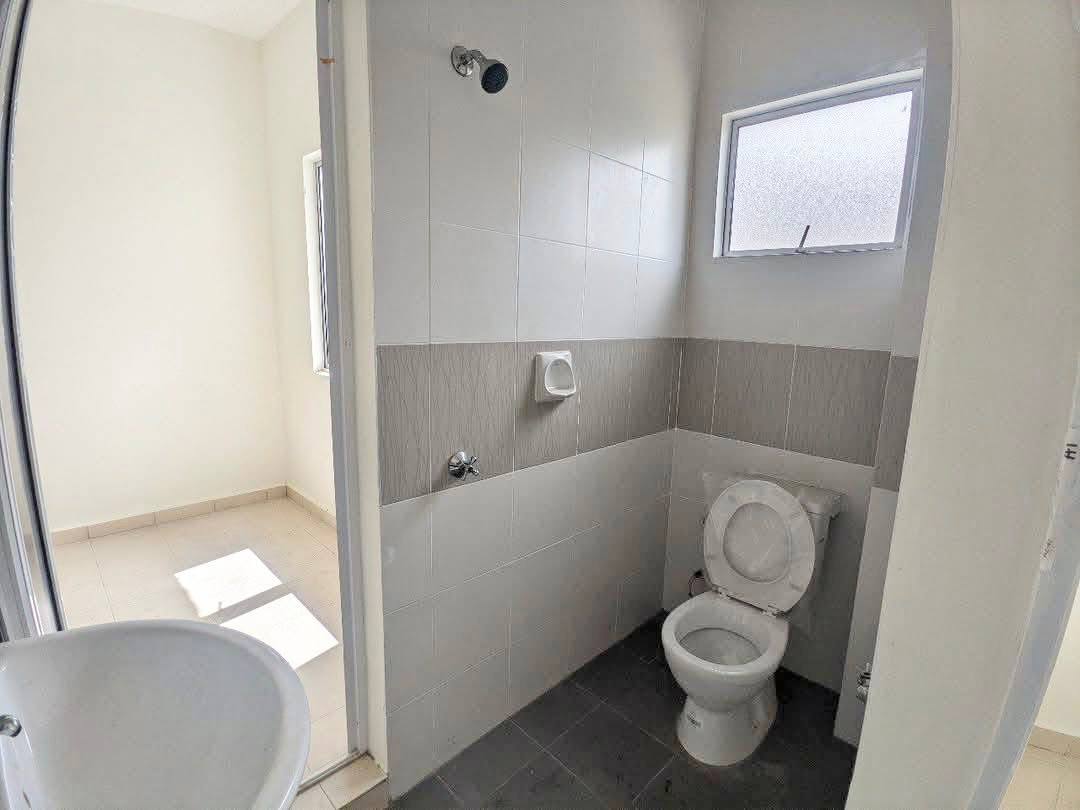 Teres 2 Tingkat Taman Kiara Kertih  Kemaman - photo 7