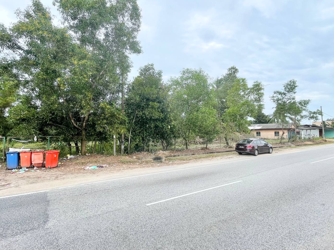 Tanah Komersial Kg T ...