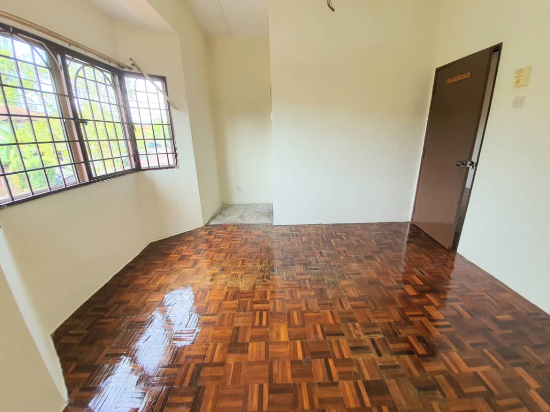 Double Storey Terrace Seksyen 8, Bandar Baru Bangi - photo 6