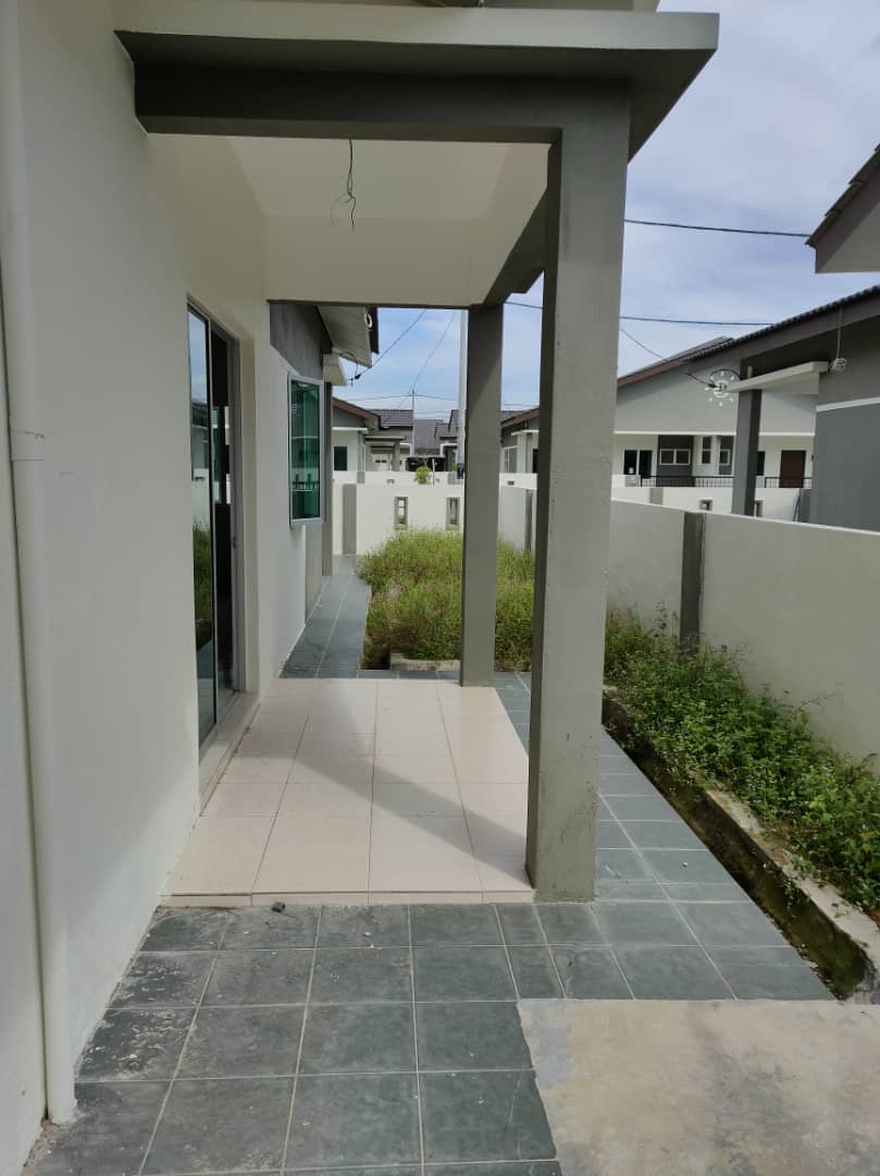 SINGLE STOREY SEMI D MANJUNG - photo 2