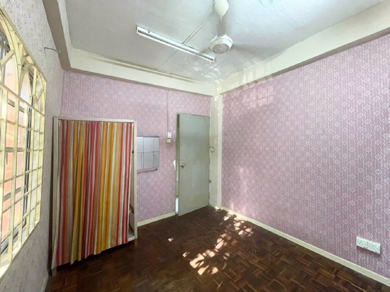 Apartment Desa Tasik Sungai Besi, Kuala Lumpur - photo 6