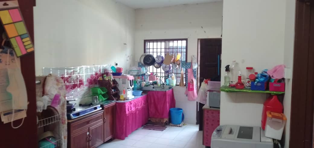 1STOREY TERES TAMAN PUSPA INDAH, PUSING, PERAK - photo 2