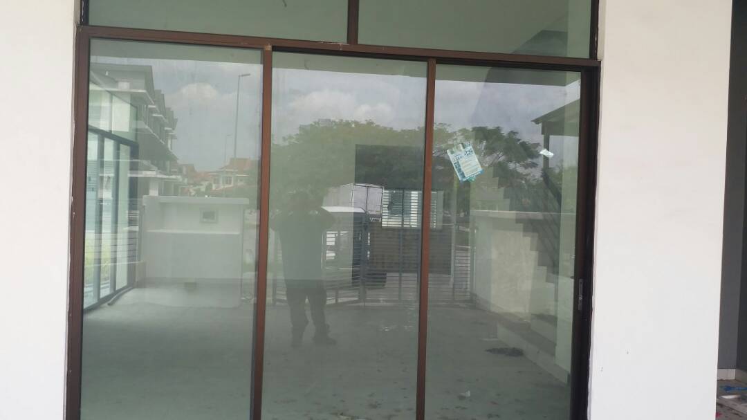 2,5STOREY TERES TAMAN PUTRA IMPIANA, PUCHONG - photo 3