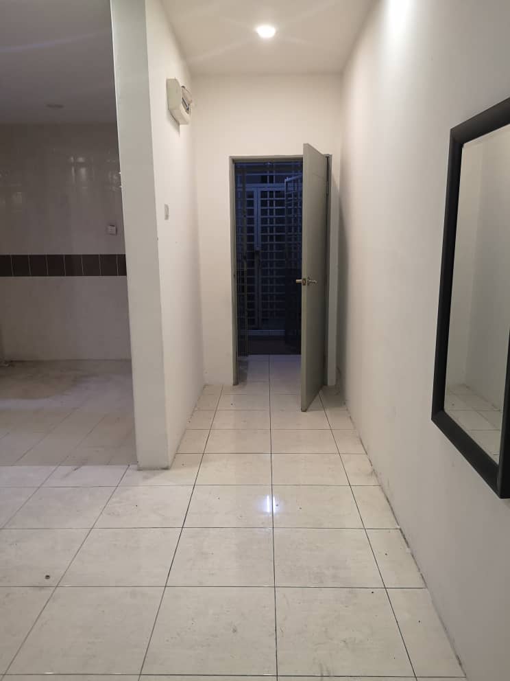 ANGGUN APTMT, SEKSYEN 4, BDR BARU BANGI, SELANGOR - photo 3