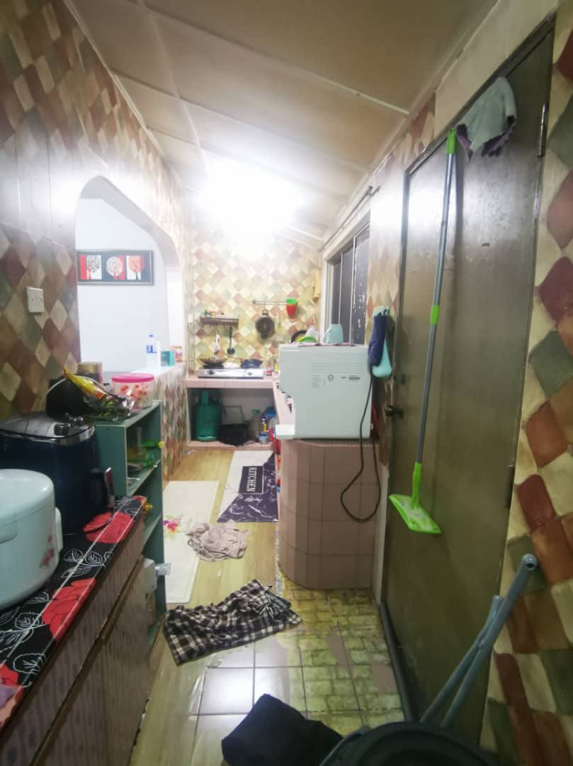 Teres Bandar Sri Damansara, Damansara - photo 3