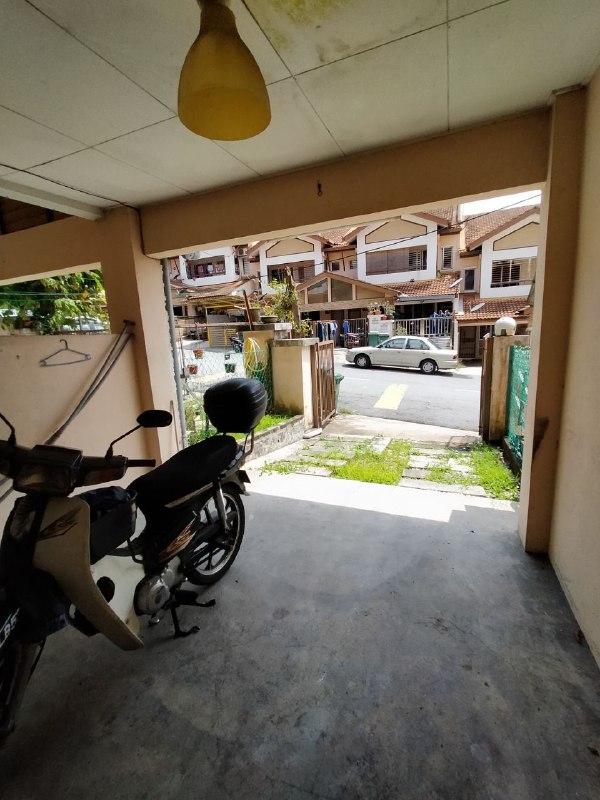 Amansiara Townhouse, Selayang Rawang - photo 2