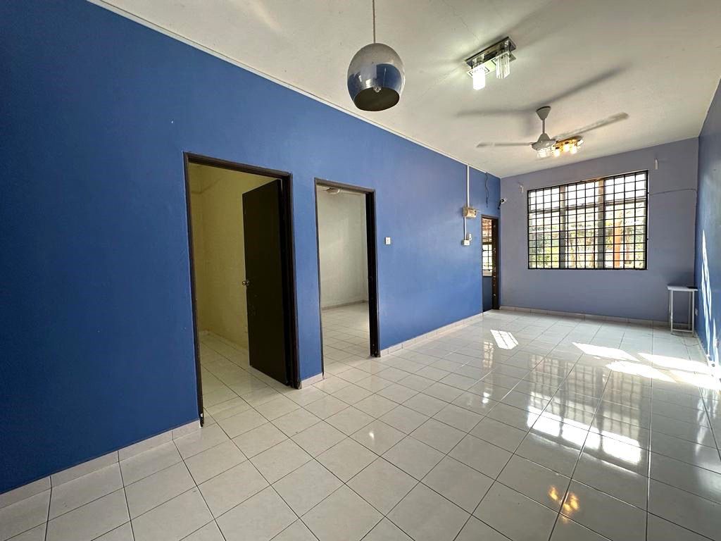 Pinggiran Cempaka Townhouse, Ampang - photo 2