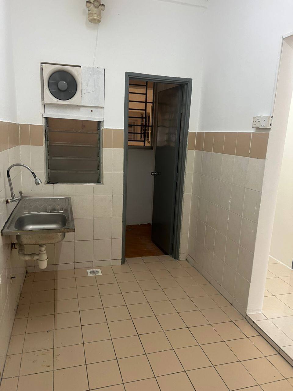 Residensi Bistaria, Ukay Bistari, Ampang - photo 12