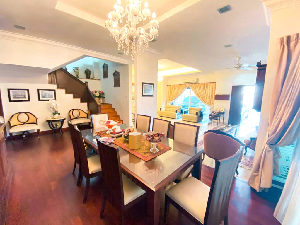 2 Storey Bungalow Le Putra Avenue Pinggiran Putra - photo 8