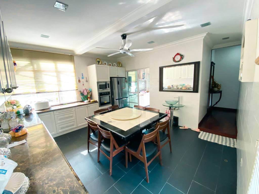 2 Storey Bungalow Le Putra Avenue Pinggiran Putra - photo 13