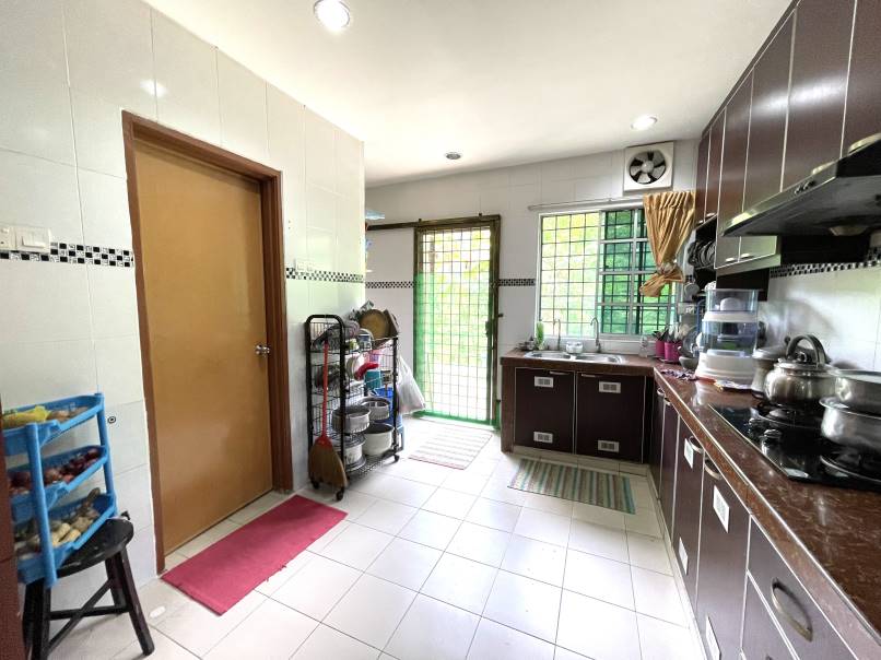 Fully Extended 2 Storey Taman Gombak Permai - photo 3