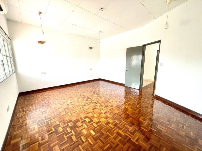 Best Location 2 Storey Teracce Taman Wangsa Jaya - photo 12